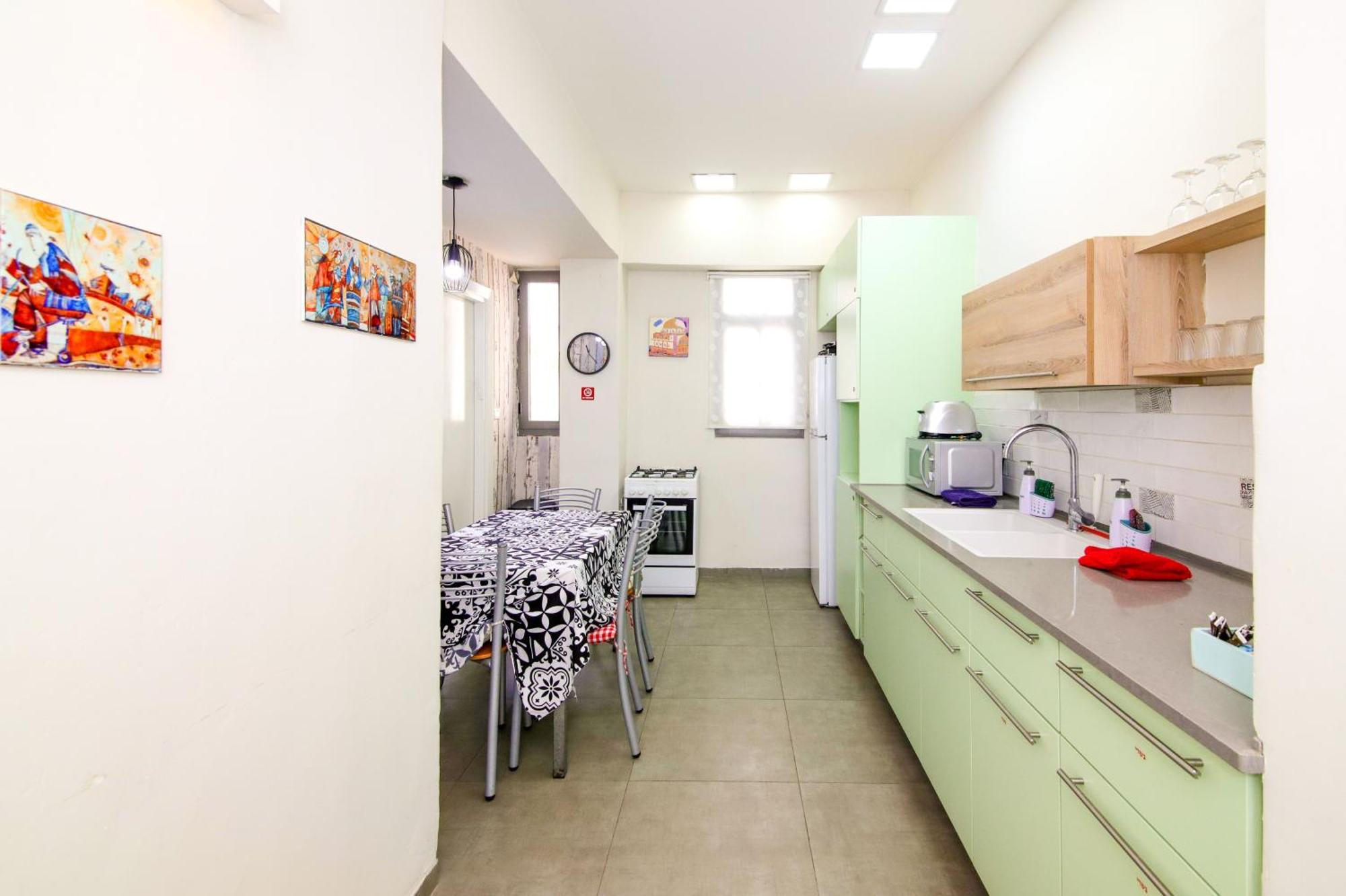 Apartment Segal In
